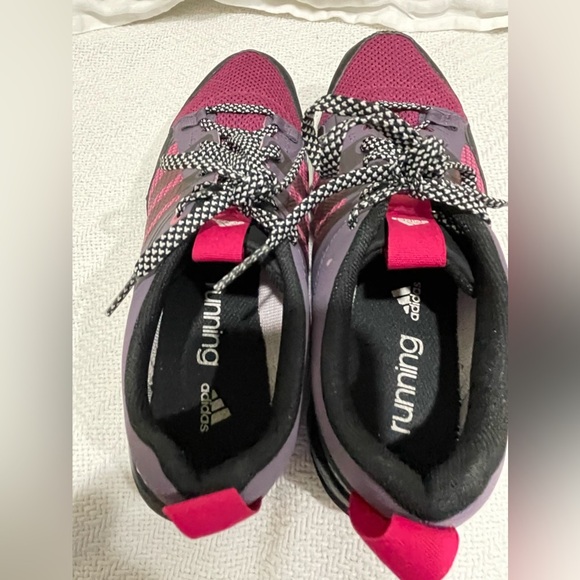 Adidas like new running shoes size 8 - Picture 4 of 6